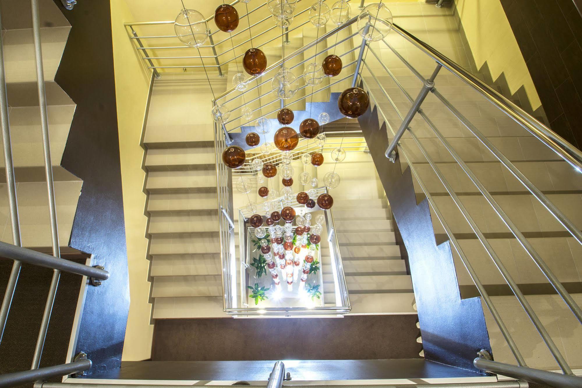 Bonapart Hotel By Uhm Kyiv Exterior photo